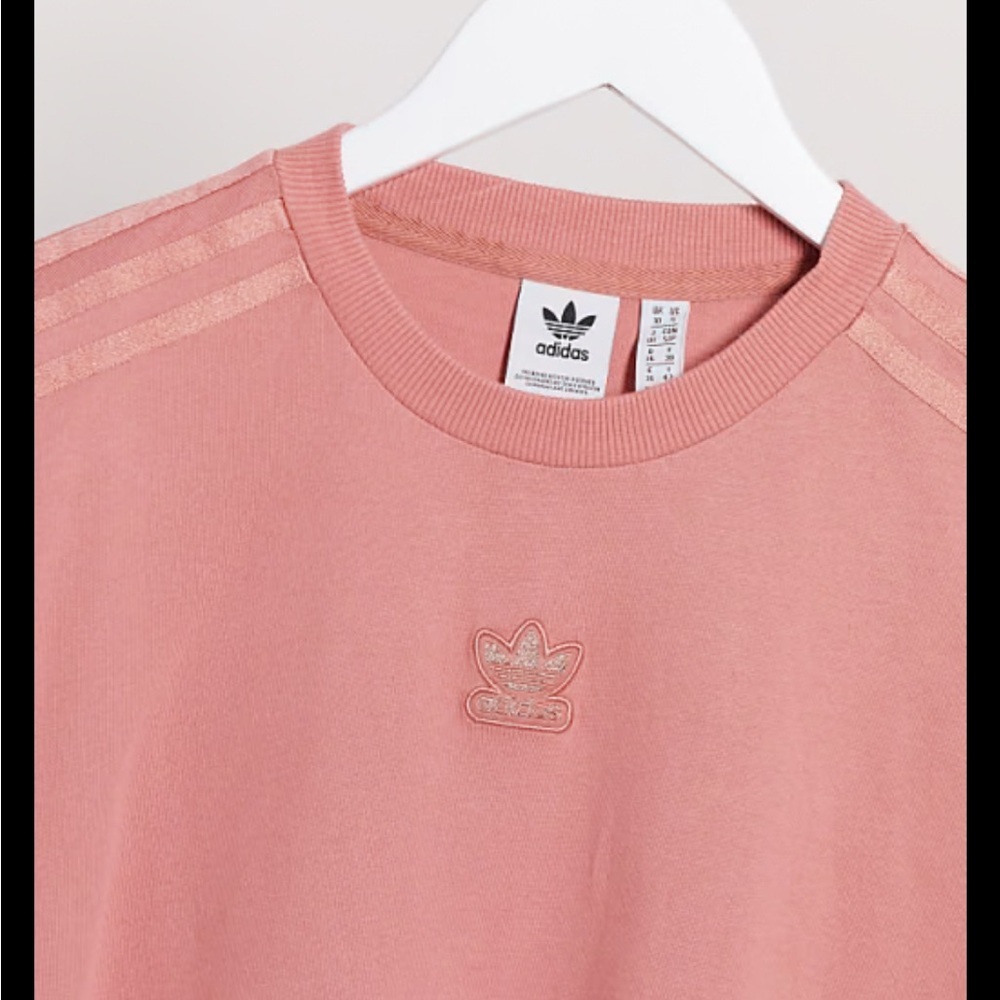 ADIDAS ORIGINALS
New Neutrals Logo Boyfriend T-shirt In Pink
Size Medium